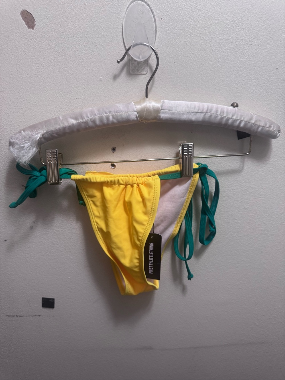 PrettyLittleThing Neon Yellow Bikini Bottoms with green Side Ties size 6